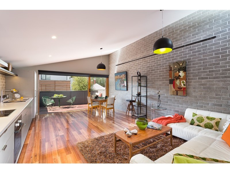 16 Little Smith Street, Kensington VIC 3031