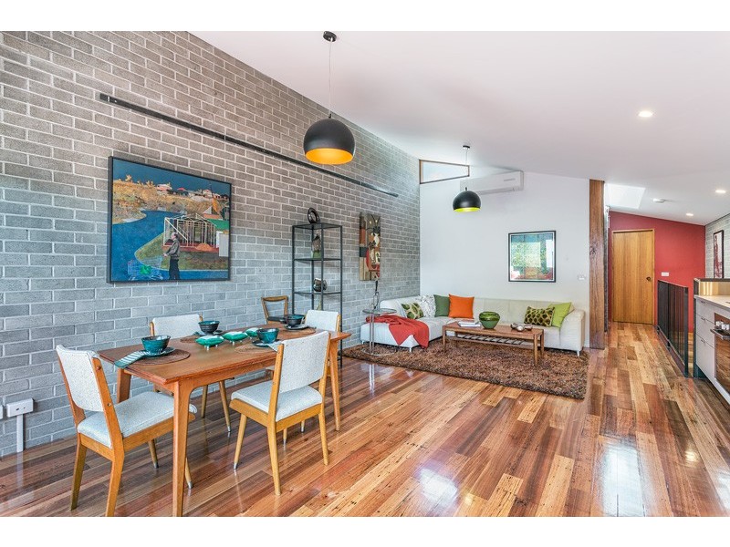 16 Little Smith Street, Kensington VIC 3031