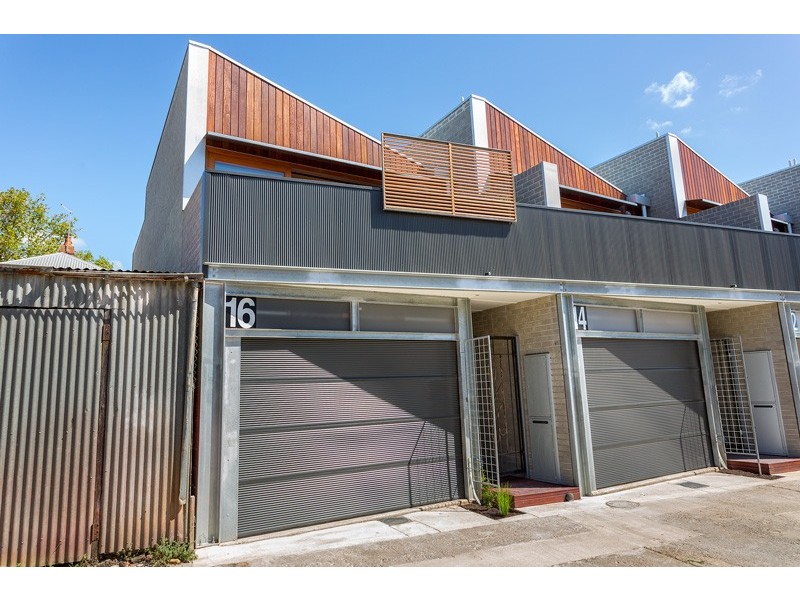 16 Little Smith Street, Kensington VIC 3031