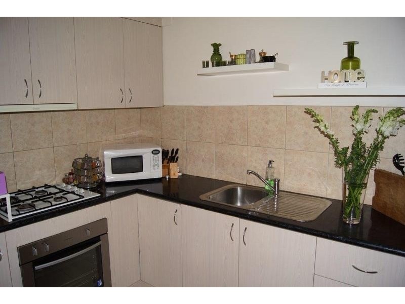 4/11 Currajong Street, Glenroy VIC 3046