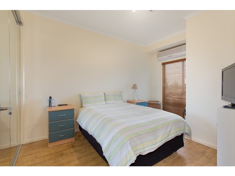 12/16 Mawbey Street, Kensington VIC 3031