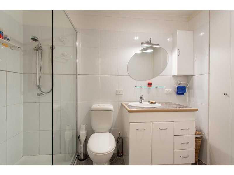 12/16 Mawbey Street, Kensington VIC 3031