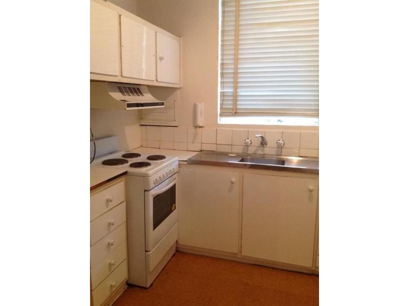 1/38 Rankins Road, Kensington VIC 3031