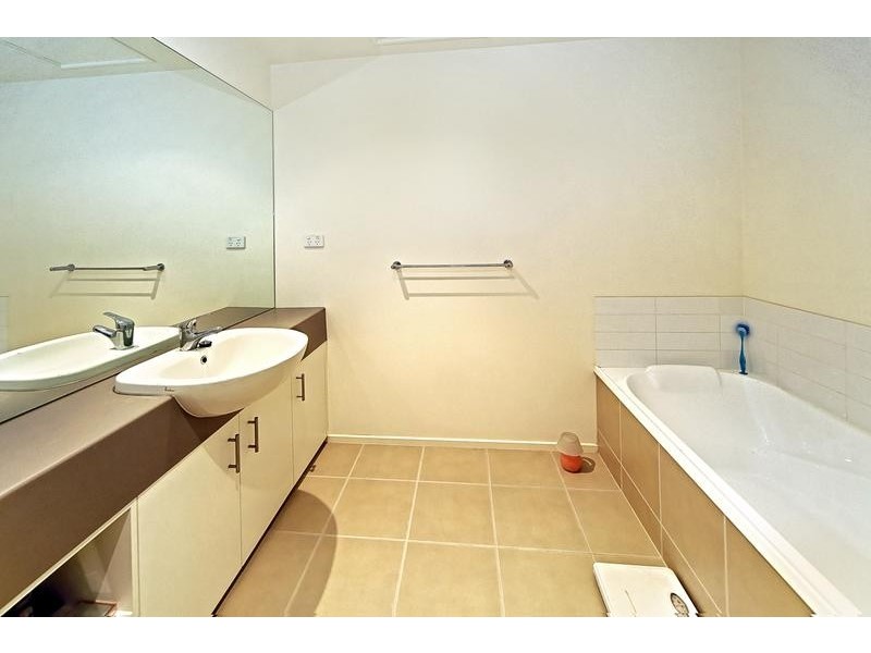 307/72 Altona street, Kensington VIC 3031