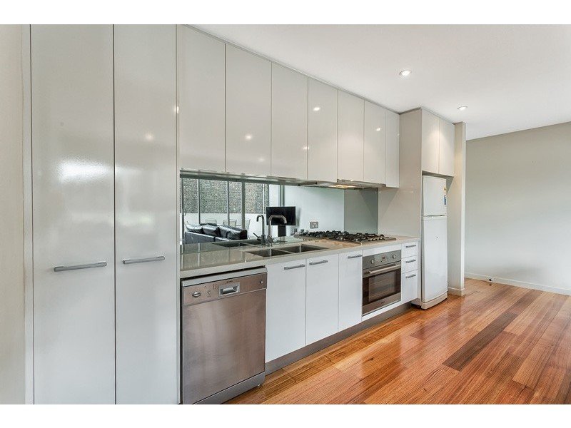 7/32 Napier Street, Essendon VIC 3040