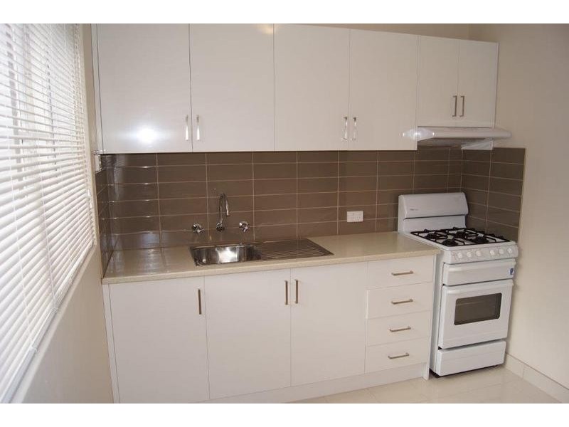 2/160 Cumberland Road, Pascoe Vale VIC 3044