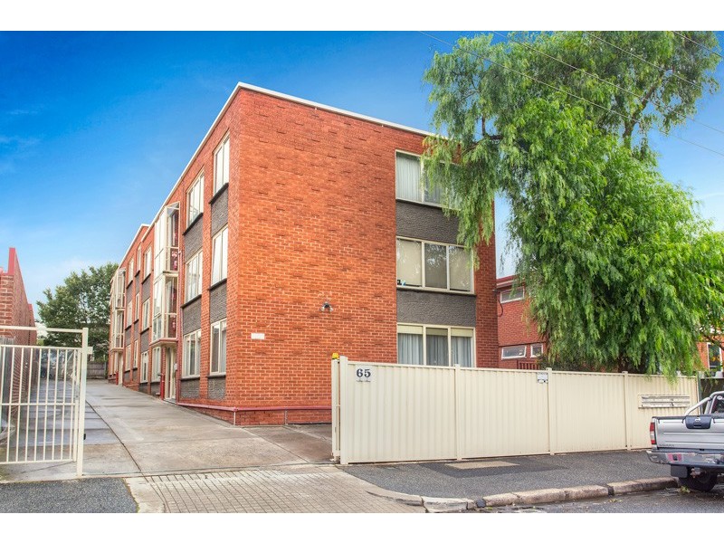 1/65 Bayswater Road, Kensington VIC 3031