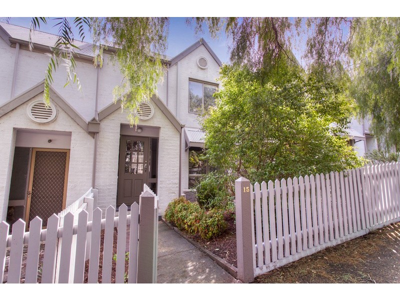 15 Weighbridge Lane, Kensington VIC 3031