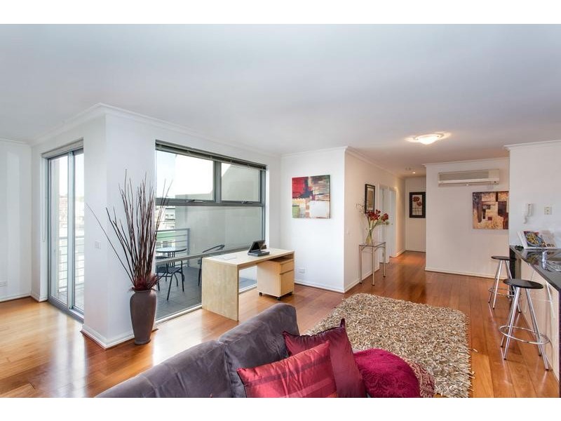 8/228 Buckley street, Essendon VIC 3040