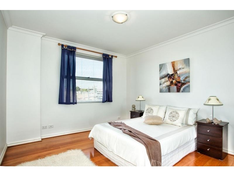 8/228 Buckley street, Essendon VIC 3040
