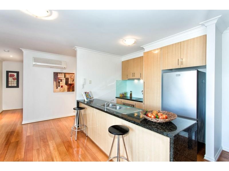 8/228 Buckley street, Essendon VIC 3040