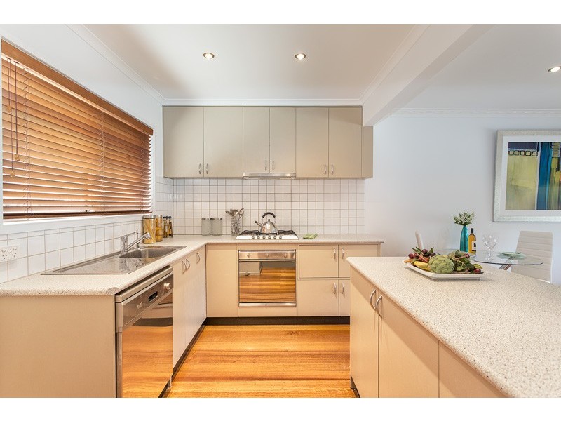 4/136 Hoffmans Road, Essendon VIC 3040