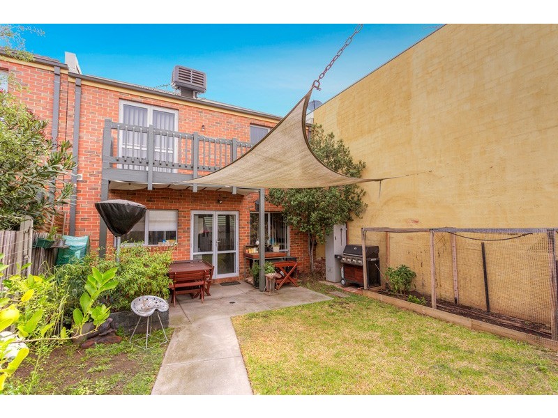 8 Park Drive, Maribyrnong VIC 3032