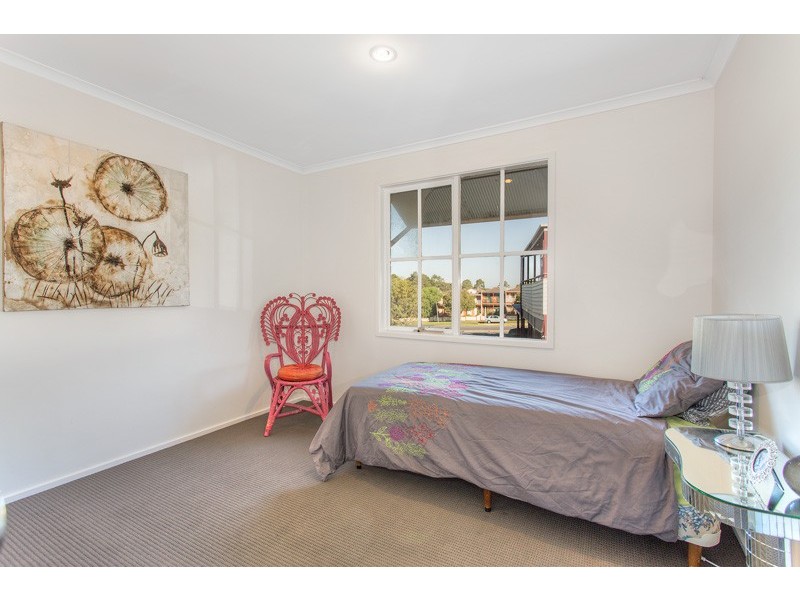 14/2 Ballarat Road, Footscray VIC 3011