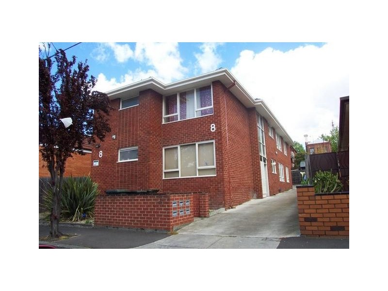 1/8 Nottingham Street, Kensington VIC 3031