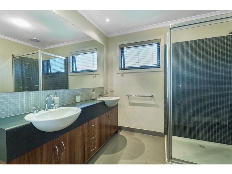 12 Rourke Lane, Kensington VIC 3031