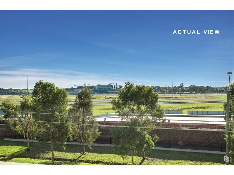 12 Rourke Lane, Kensington VIC 3031