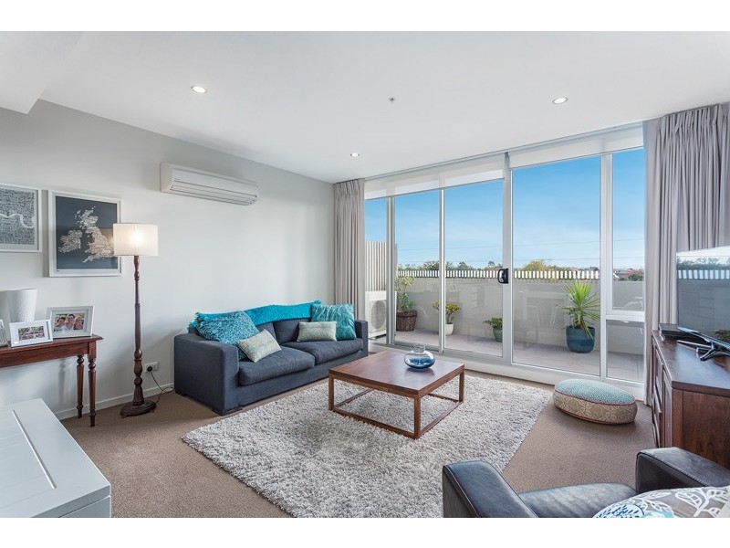 302/2a La Scala Avenue, Maribyrnong VIC 3032