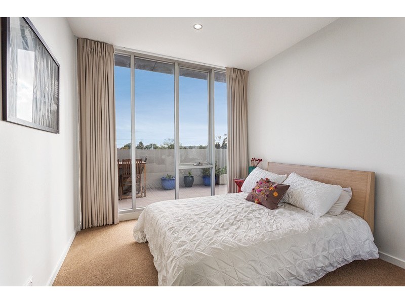 302/2a La Scala Avenue, Maribyrnong VIC 3032