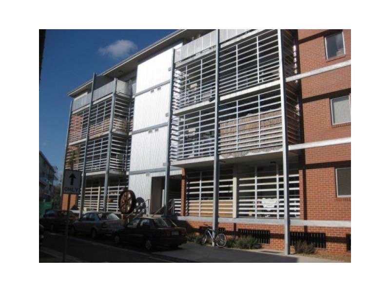 25/99 Brickworks Drive, Brunswick VIC 3056