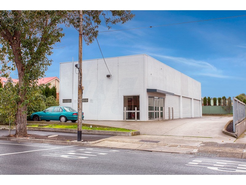 392 Racecourse Road, Flemington VIC 3031
