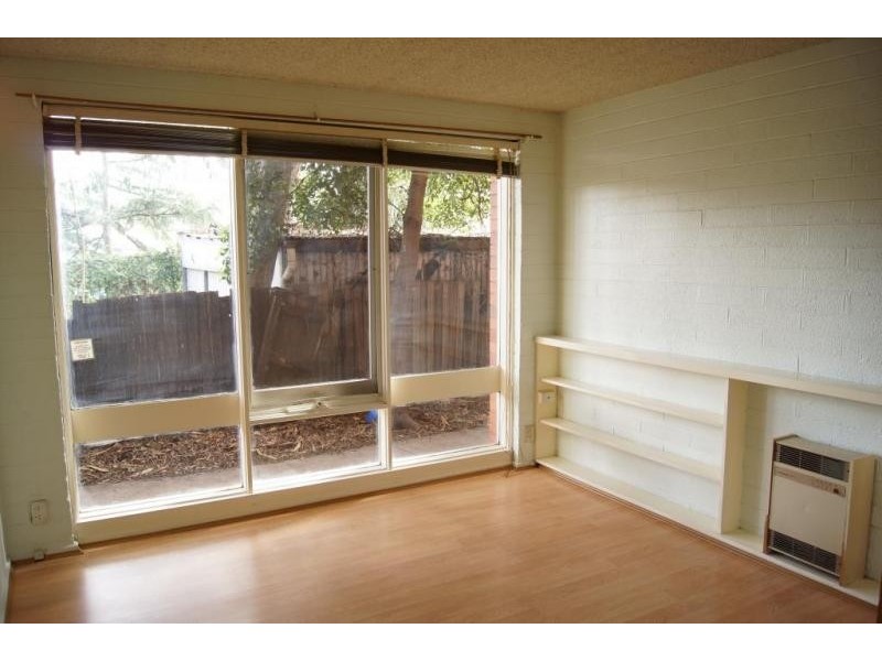 11/48 Farnham Street, Flemington VIC 3031