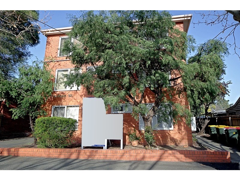 11/48 Farnham Street, Flemington VIC 3031