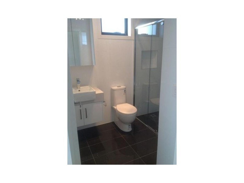 12/82 Hopetoun Avenue, Brunswick West VIC 3055