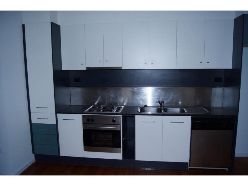 15/18 – 24 Ireland Street, West Melbourne VIC 3003