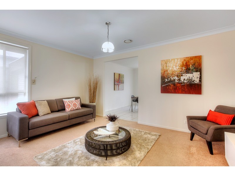 4b Service Street, Essendon North VIC 3041