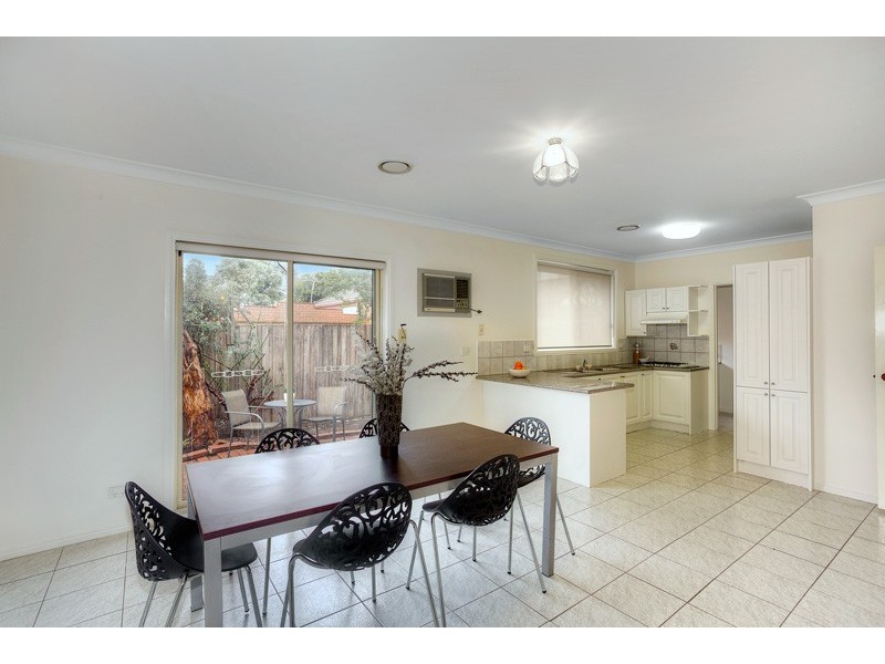 4b Service Street, Essendon North VIC 3041