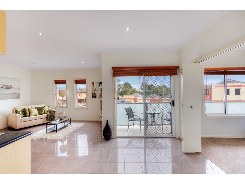 53/2 Newmarket Way, Flemington VIC 3031