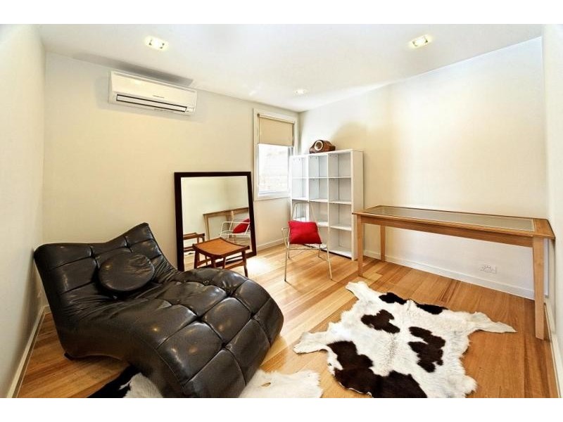 2/12 Lancashire Lane, North Melbourne VIC 3051