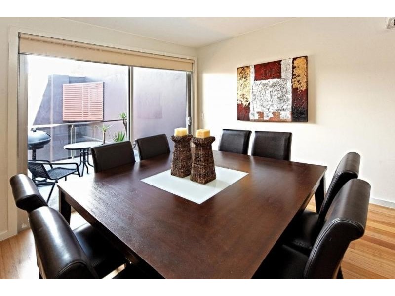 2/12 Lancashire Lane, North Melbourne VIC 3051