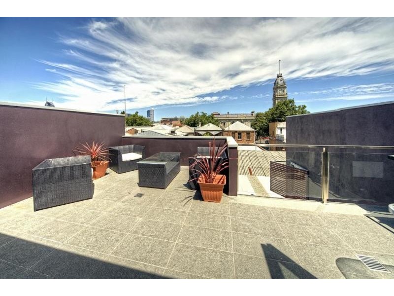 2/12 Lancashire Lane, North Melbourne VIC 3051