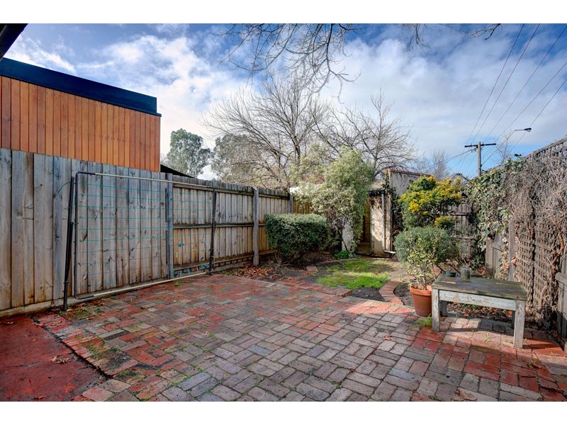 2 Farnham Street, Flemington VIC 3031