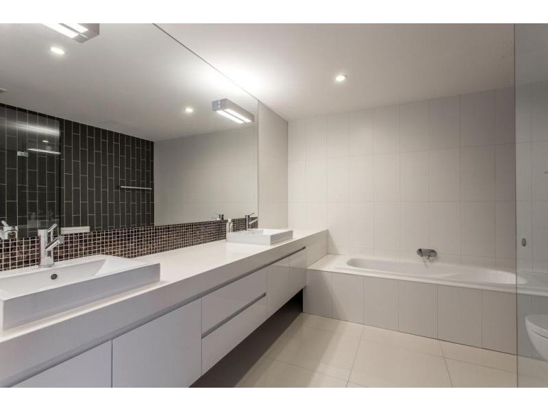 4/38 Walker Street, Parkville VIC 3052