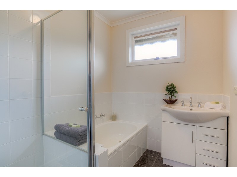 2/12 Pascoe Street, Pascoe Vale VIC 3044