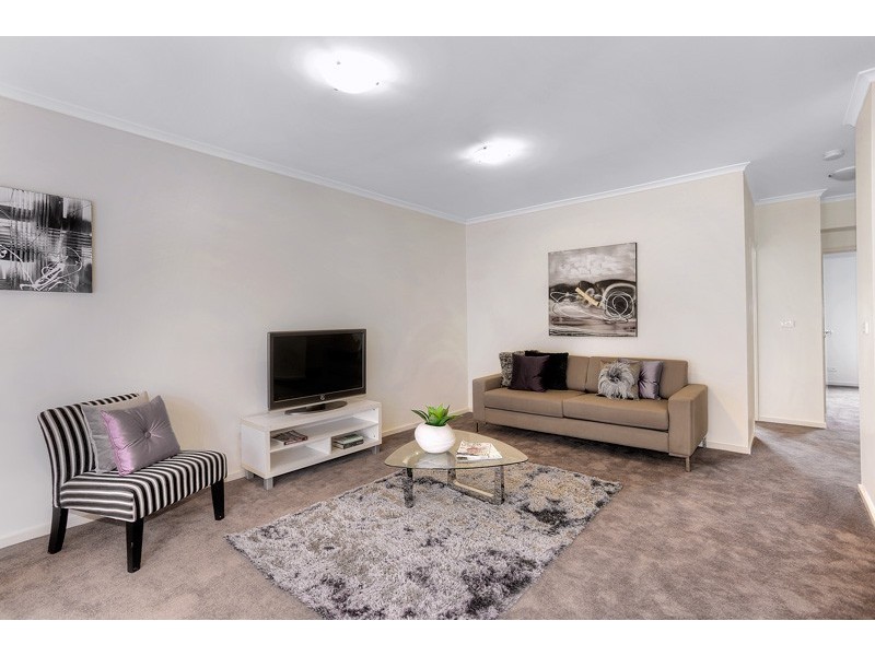 14/8-32 Howlett Street, Kensington VIC 3031