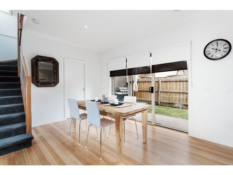 2/35 Hart Street, Airport West VIC 3042