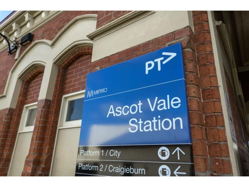 6b Milton Street, Ascot Vale VIC 3032