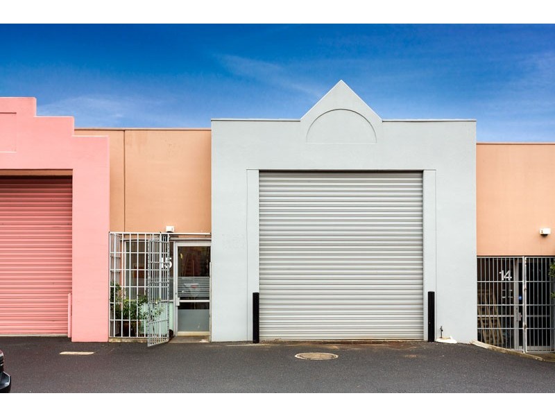 15W/12 James Court, Tottenham VIC 3012