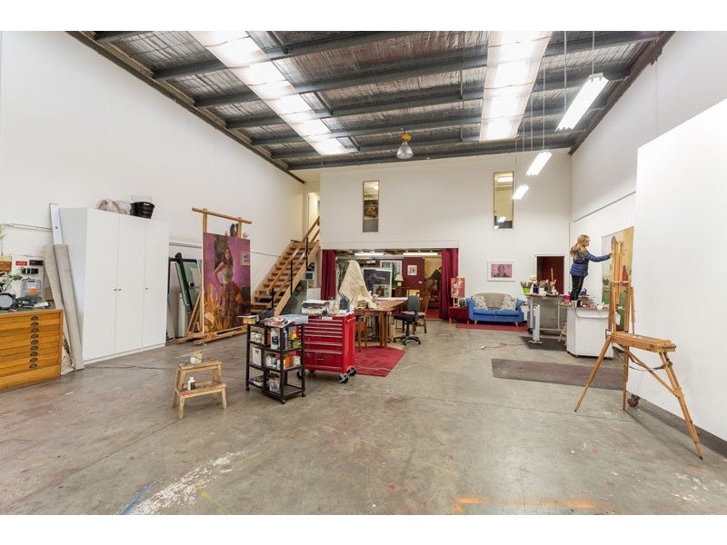 15W/12 James Court, Tottenham VIC 3012