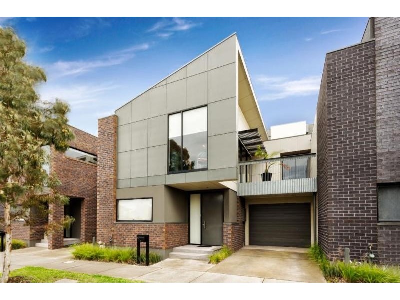 33 Hillsdale Avenue, Maribyrnong VIC 3032