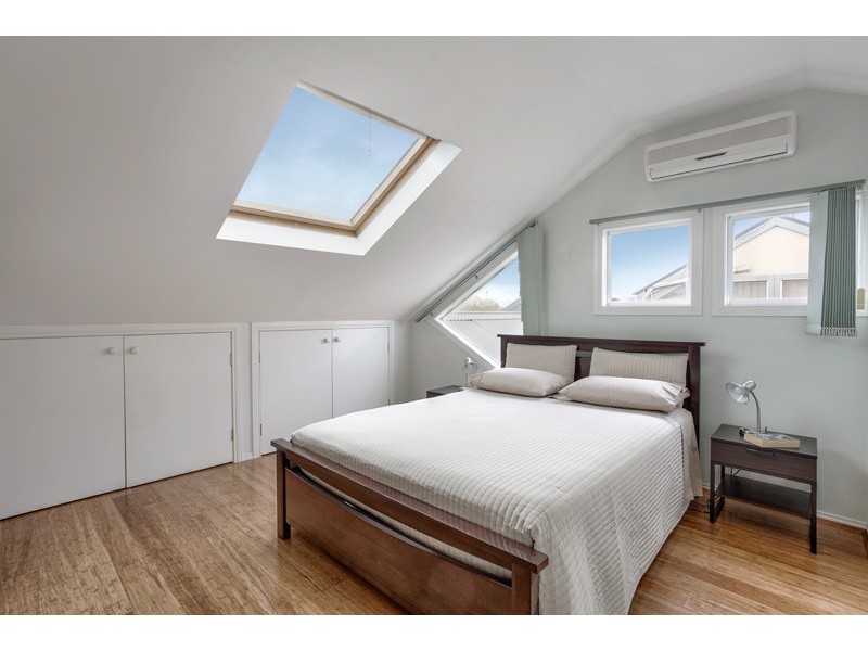 19 McNamara Mews, Kensington VIC 3031