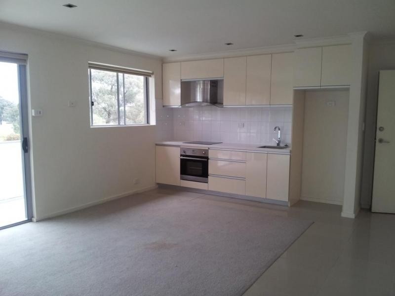 9/2 Brighton Street, Flemington VIC 3031