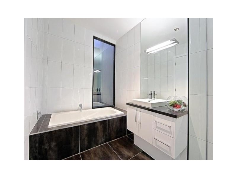 129 Rankins Road, Kensington VIC 3031