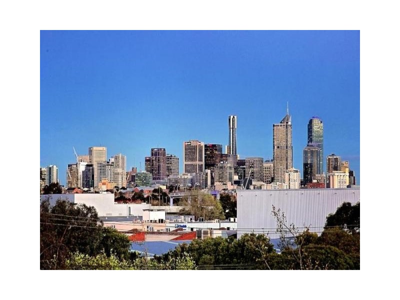 129 Rankins Road, Kensington VIC 3031