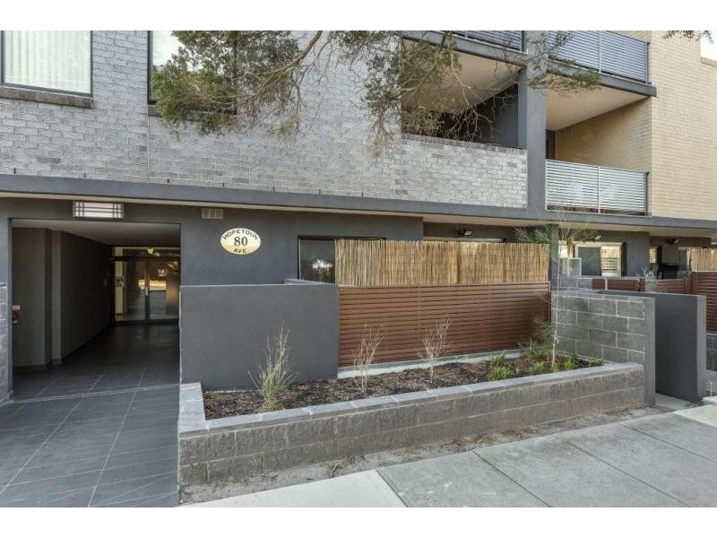 4/80 Hopetoun Avenue, Brunswick West VIC 3055