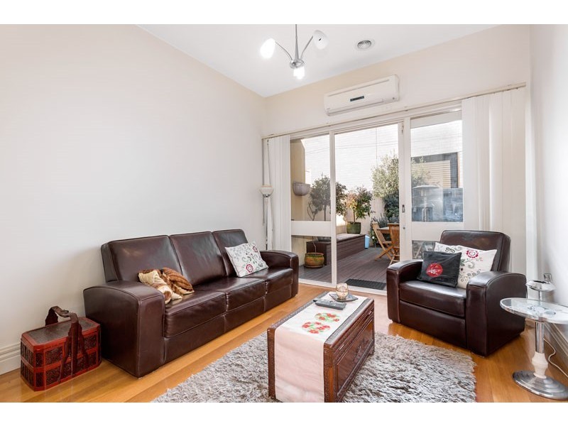 6 Bruce Street, Kensington VIC 3031